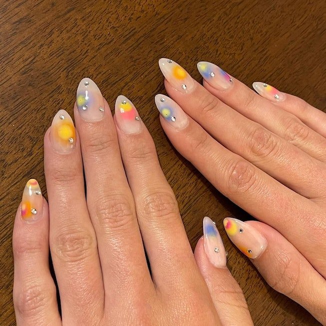 Aura Nail Trend | 2022 Nail Trends You'll See Everywhere In 2023