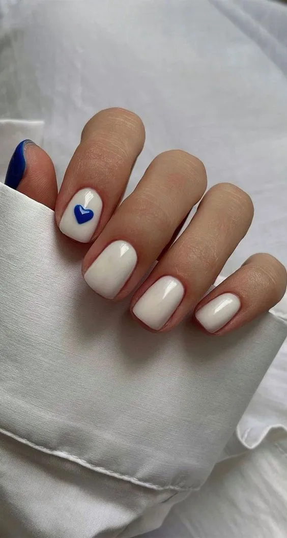 20 Nail Art designs for Short Nails That Actually Look Good