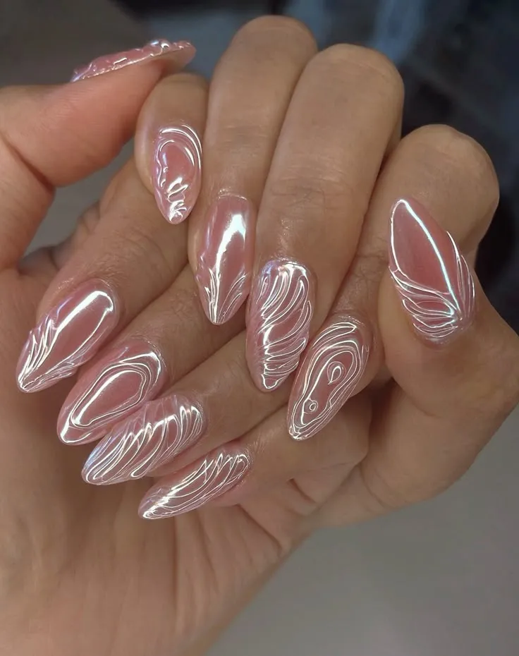 Shimmering Chrome Nail Ideas to Try Now