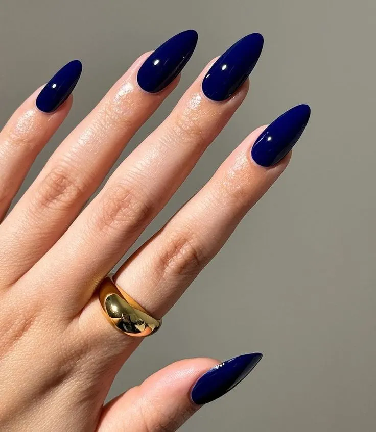 Chic Blue Nail Inspiration