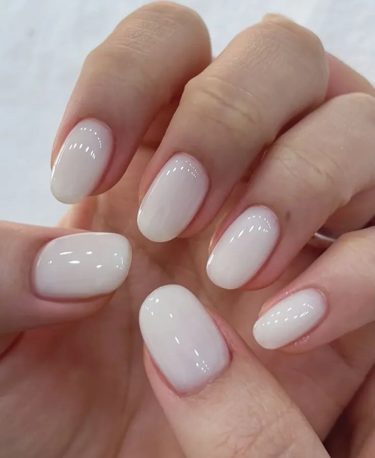 Fresh White Nail Ideas for 2025