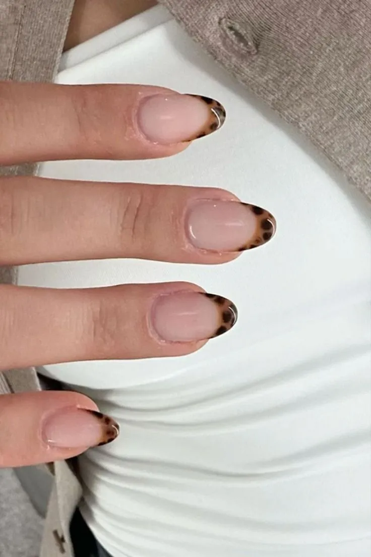 Leopard Print Tip Summer Nail Art 2025