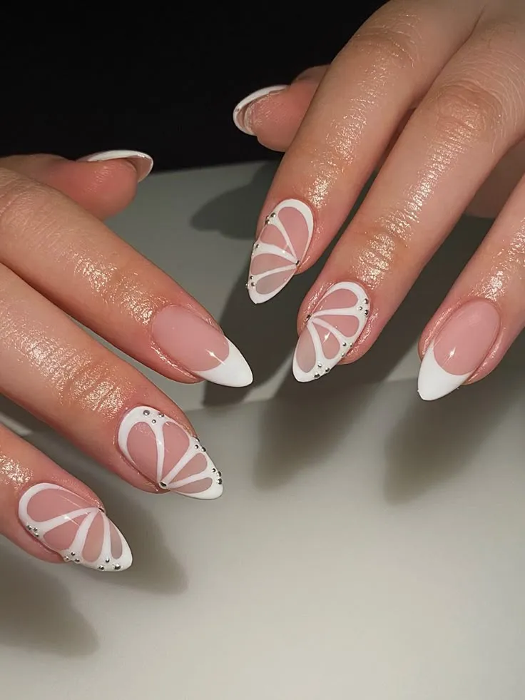 Elegant White Minimalist Nails 2025