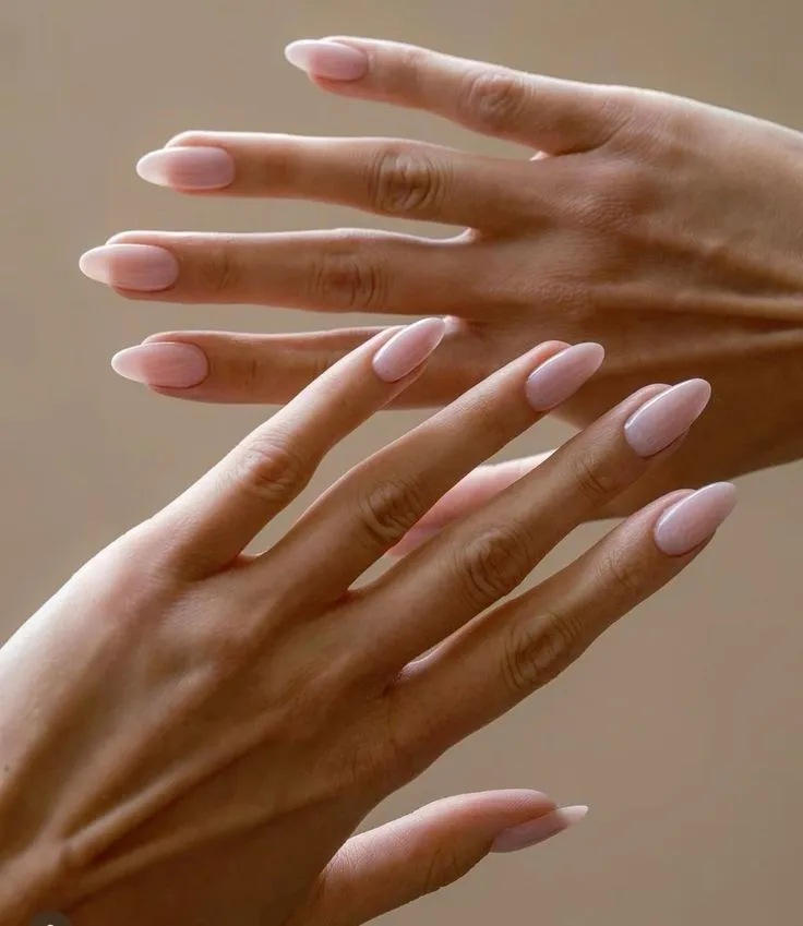 2025 Pure White Clean Nails