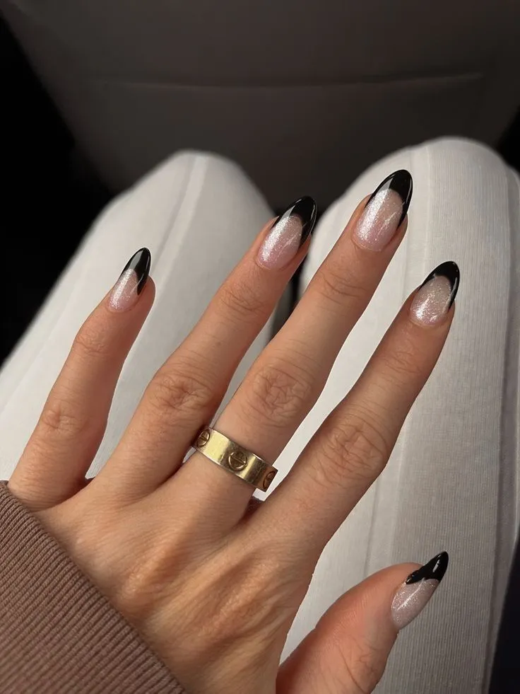 Sleek Edgy Black Nail Ring 2025