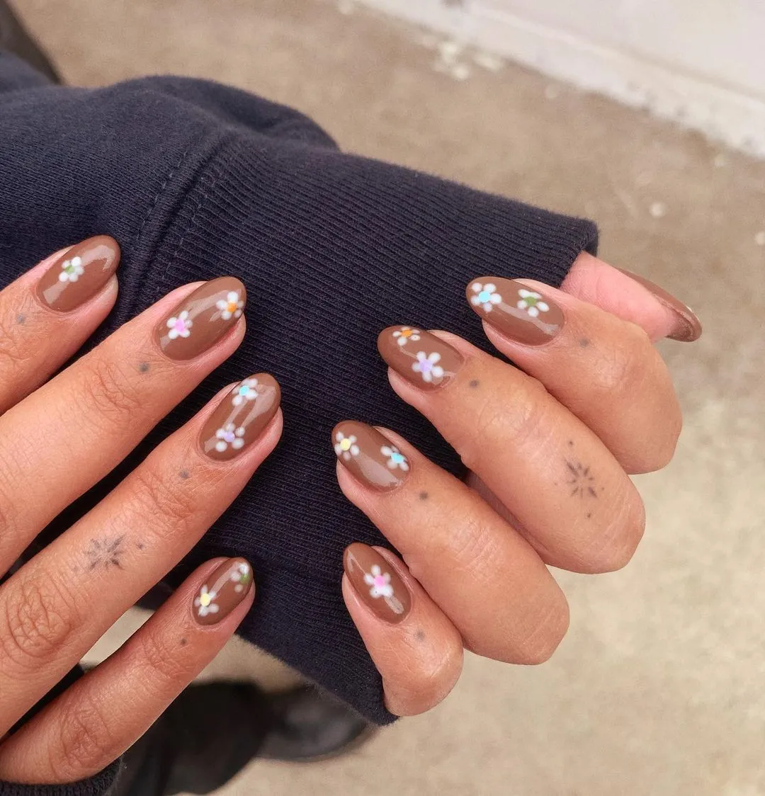 Caramel Brown Nails with Flowers Fall Nails