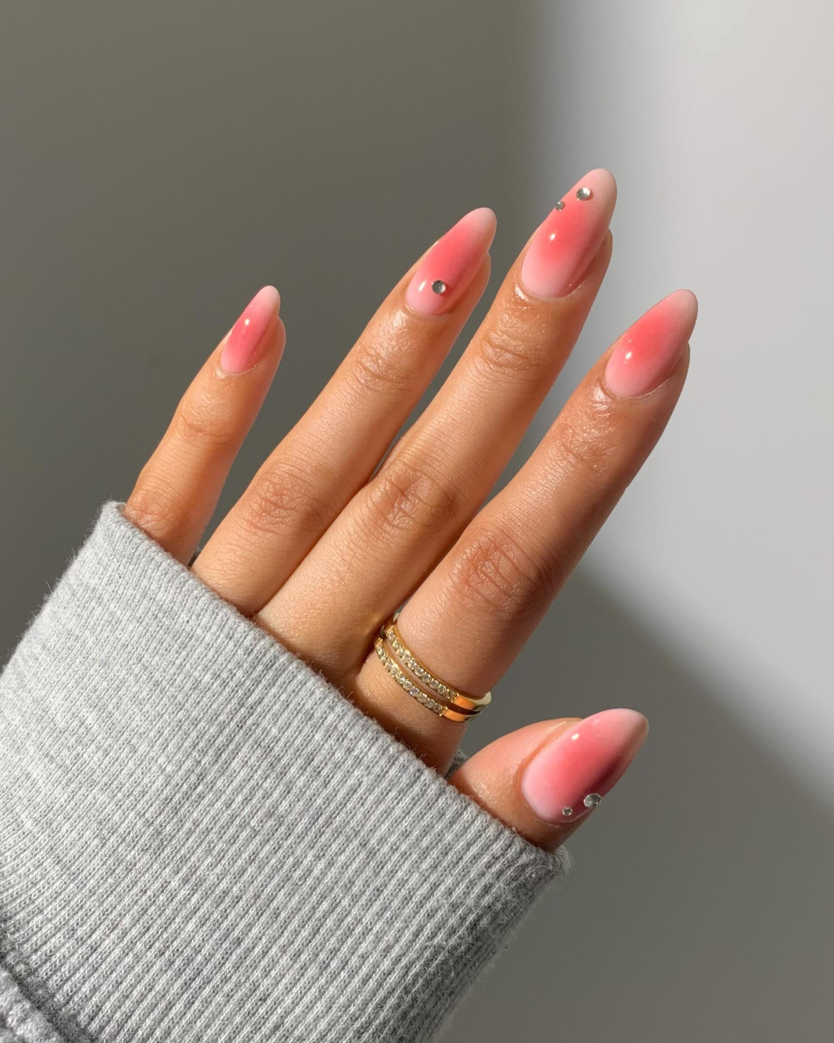 Cute Pink and Light Pink Summer Nails Trend 2025