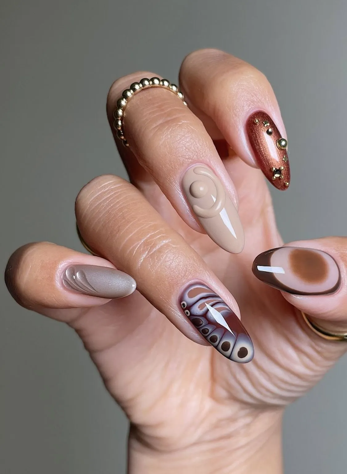 Beautiful September Nail Designs to Try in 2025