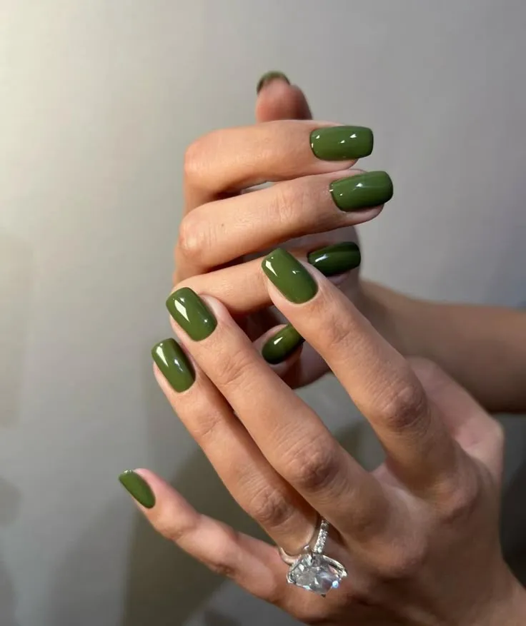 Olive Green Fall Nails 2025 Square-Shaped Dark Olive Green Nails