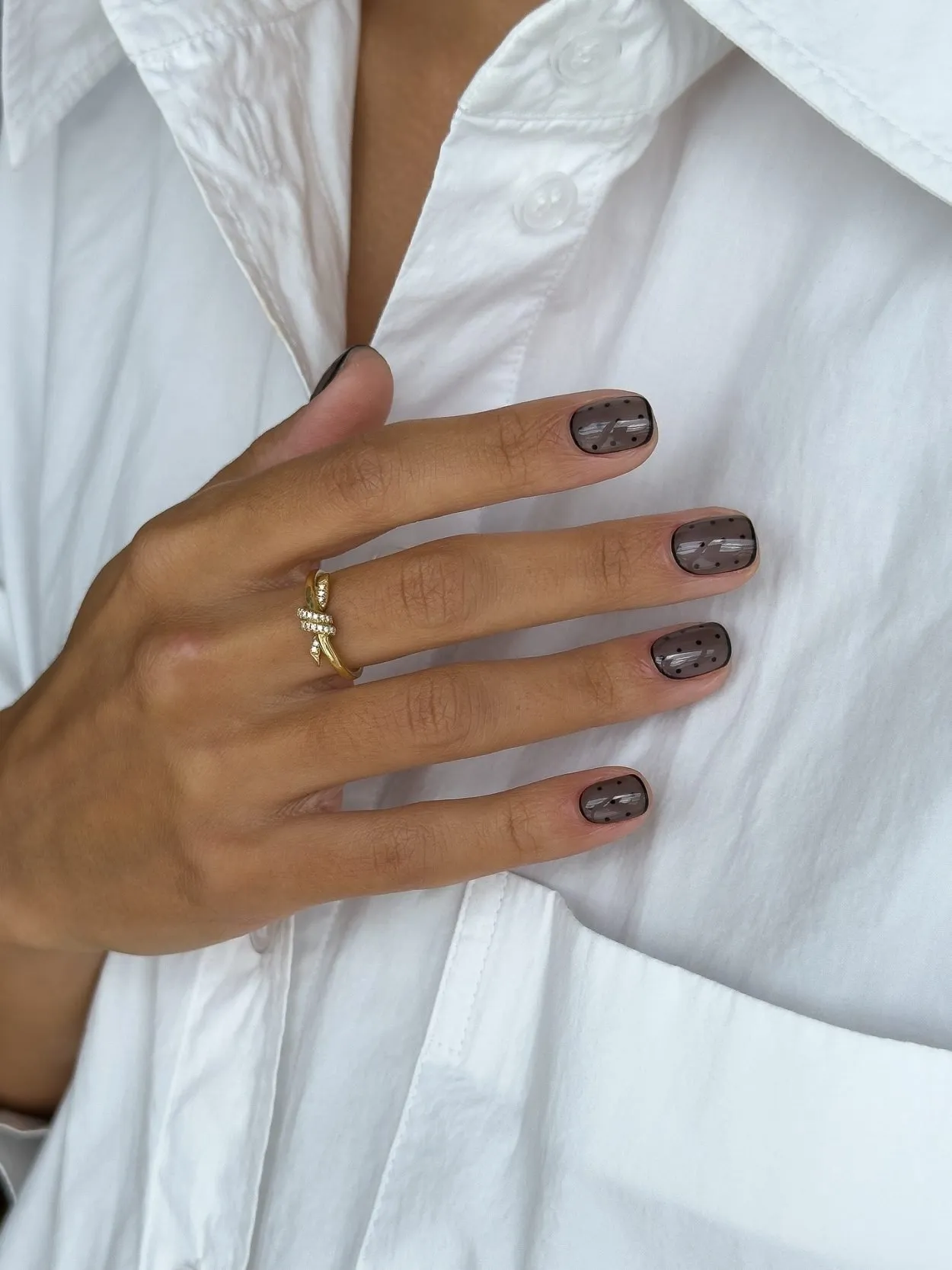 Sheer Black Polka Dot with Outline Classy Autumn Nails 2025
