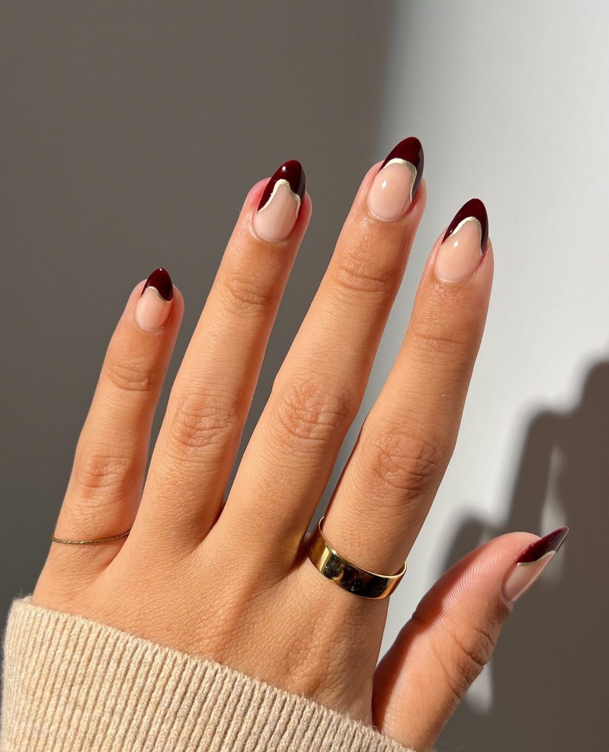 Brown Wavy French Tip With Silver Outline