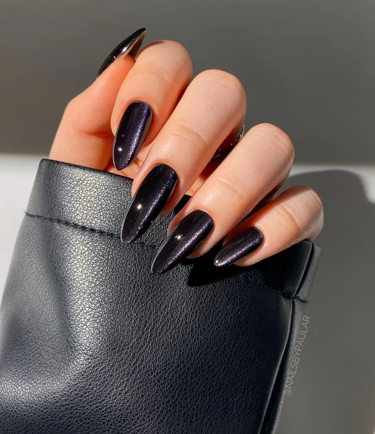 Dark Blue Glitter Cat Eye Nails